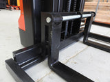 1300kg Straddle Leg Full Electric Fork Stacker Pallet Lifter Lift 2500mm
