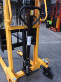 1T Manual Hand stacker lifter lifting 2500mm | QualityJack