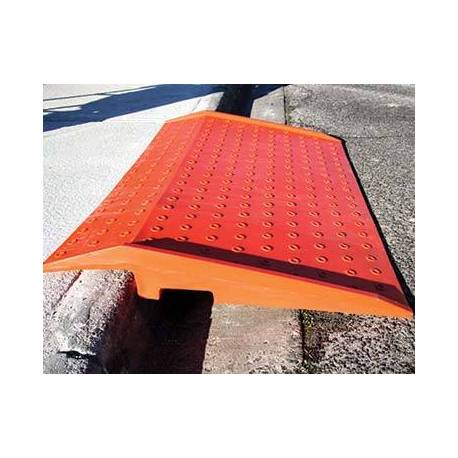 Spill Polyethylene Pedestrian Ramp 